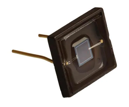 Advanced Photonix_UV-005EQC
