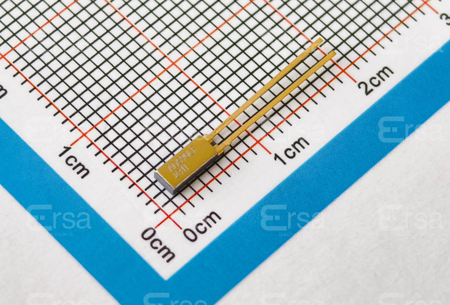 Analog Devices Inc._AD590LF