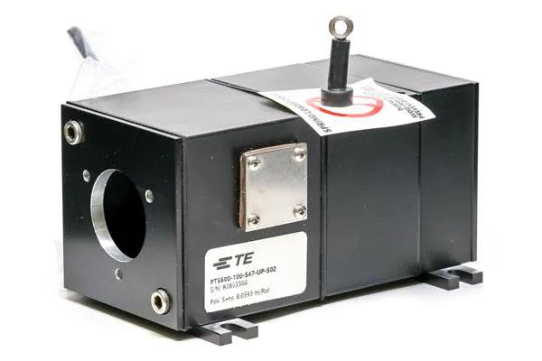 TE Connectivity Measurement Specialties_PT5600-100-S47-UP-S02